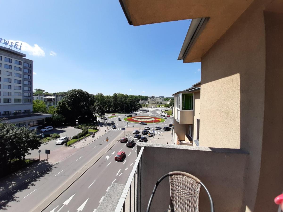Doba Rent Pokoje Centrum Palacowa Białystok Eksteriør billede
